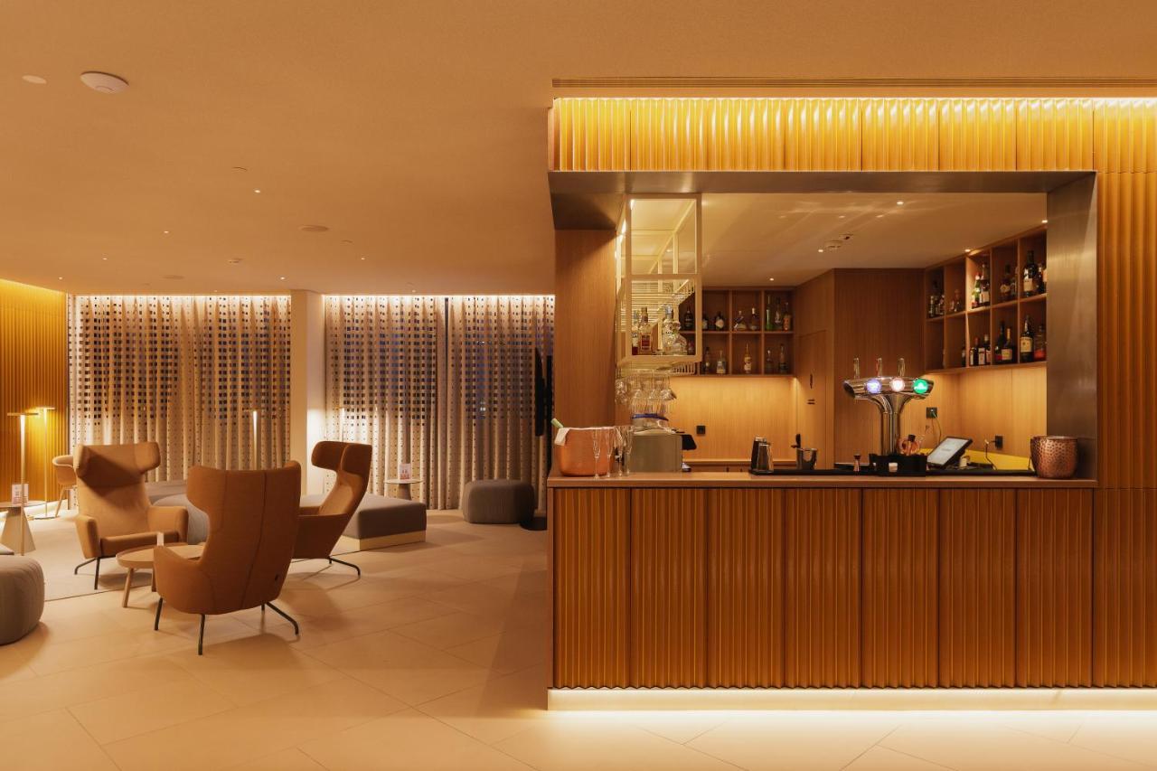 Lumen Hotel & The Lisbon Light Show Экстерьер фото