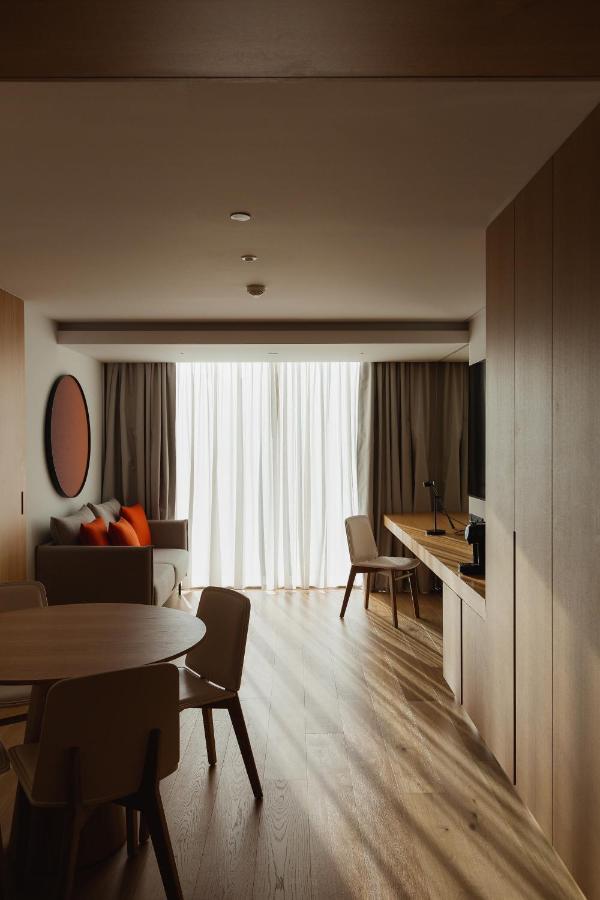 Lumen Hotel & The Lisbon Light Show Экстерьер фото