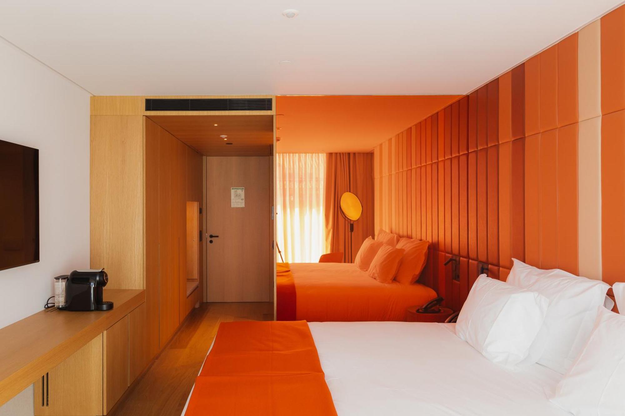 Lumen Hotel & The Lisbon Light Show Номер фото