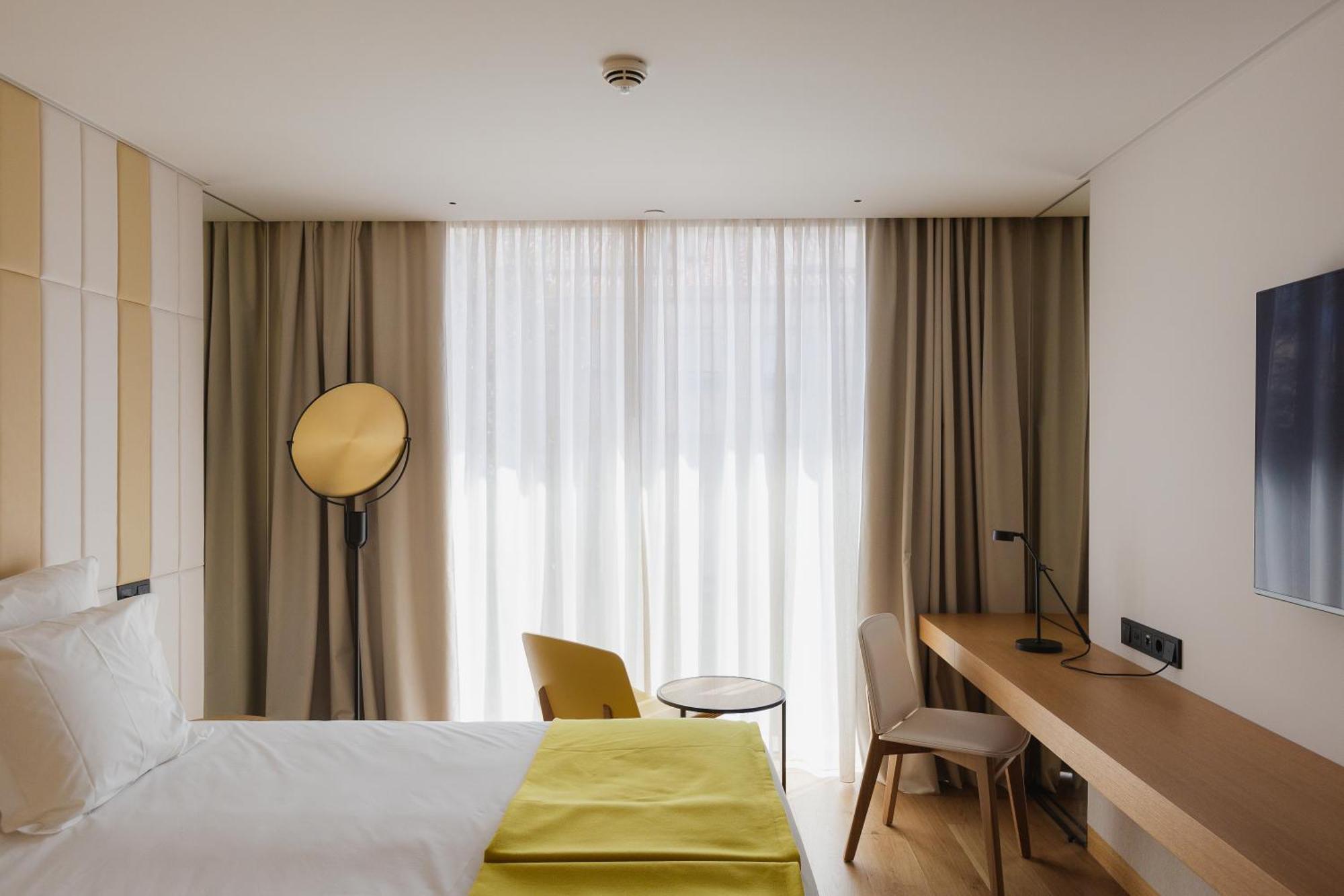 Lumen Hotel & The Lisbon Light Show Номер фото